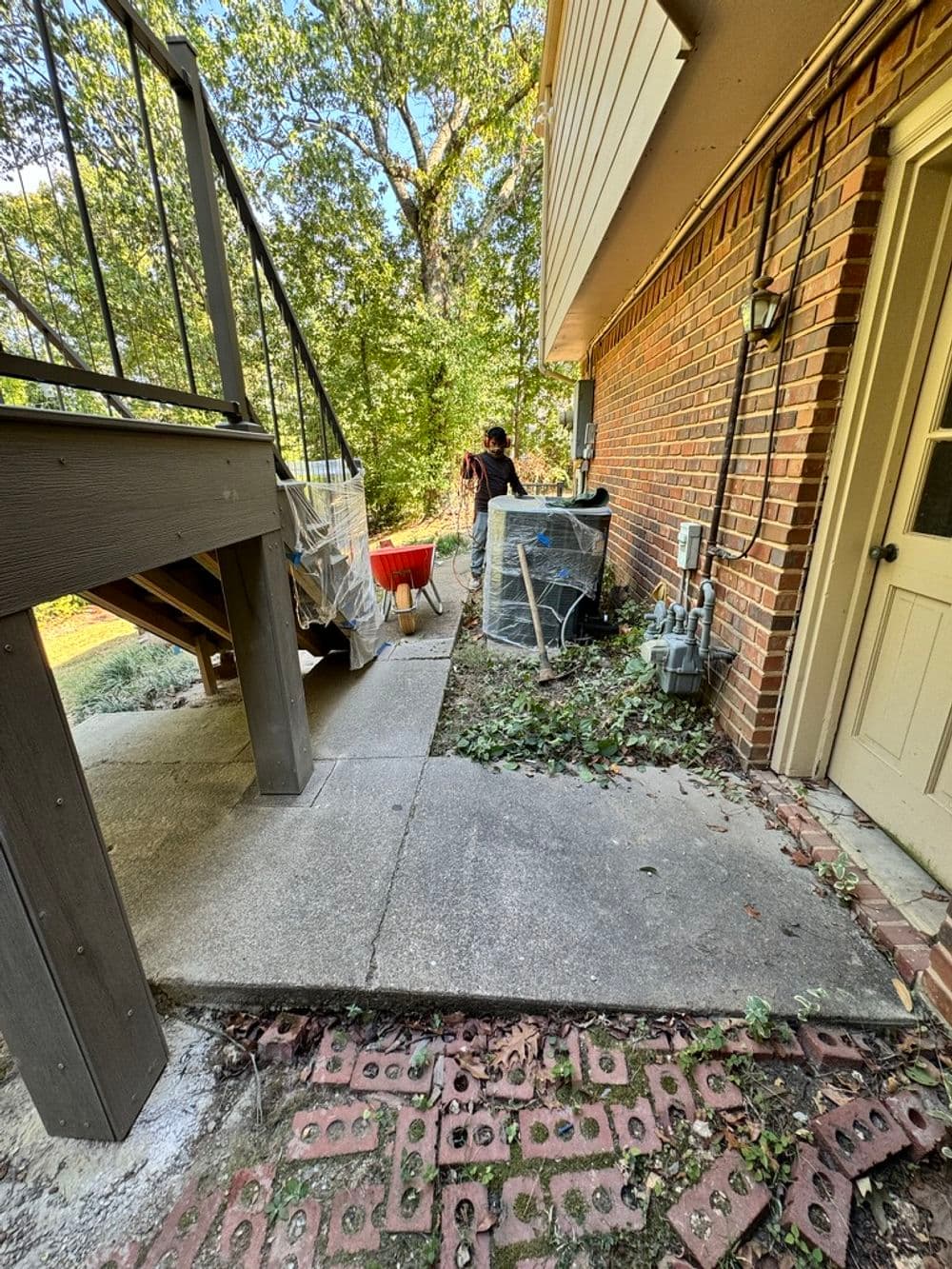 Gallery photos for Revamping a Backyard with a Flagstone Walkway in Chattanooga: Image #4